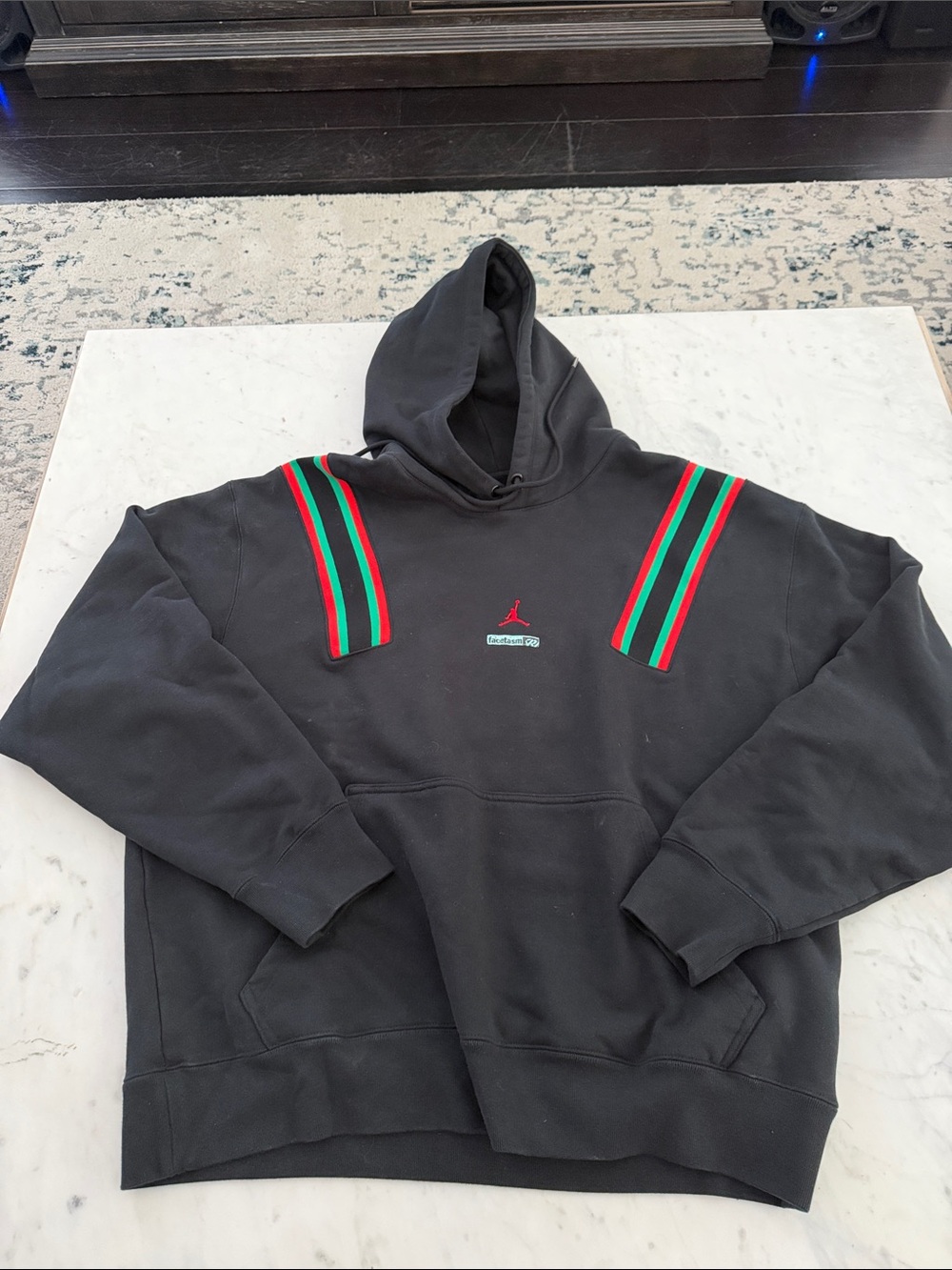 Nike Jordan Black Men's Hoodie with Red and Green Gucci Vibes XXL